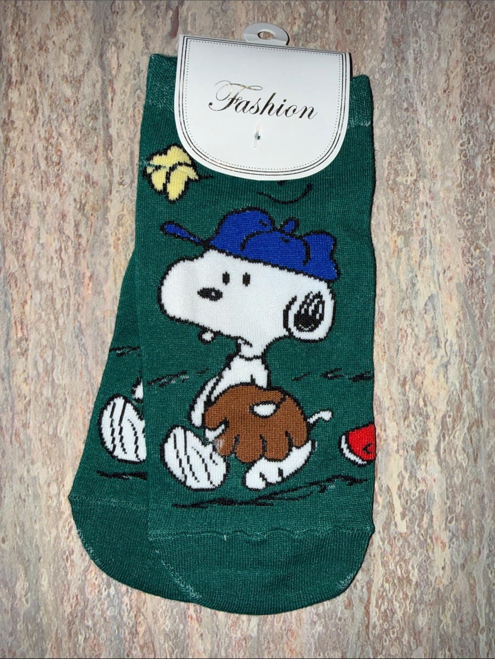 NEW Snoopy Graphic Socks